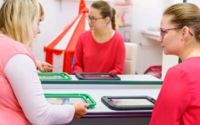 The Pros and Cons of Using Augmentative and Alternative Communication Apps for People Who Can’t Speak